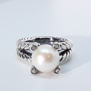 David Yurman Cable Classics Pearl Ring with Pavé Diamonds